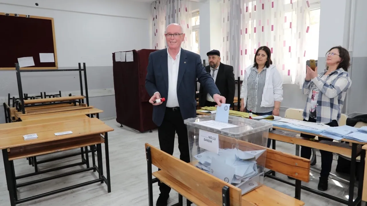 Kazım Kurt oyunu kullandı