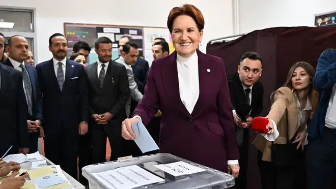İYİ Parti lideri Akşener, oyunu Ankara’da kullandı