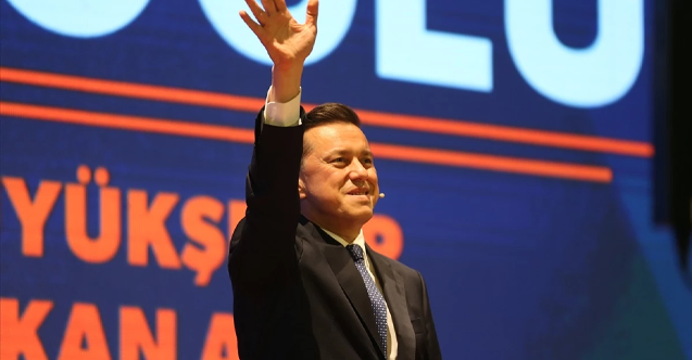 Nebi Hatipoğlu kazanıyor!