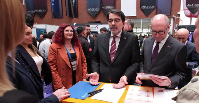 Doç. Dr. Salim Atay öğrencilerle buluştu