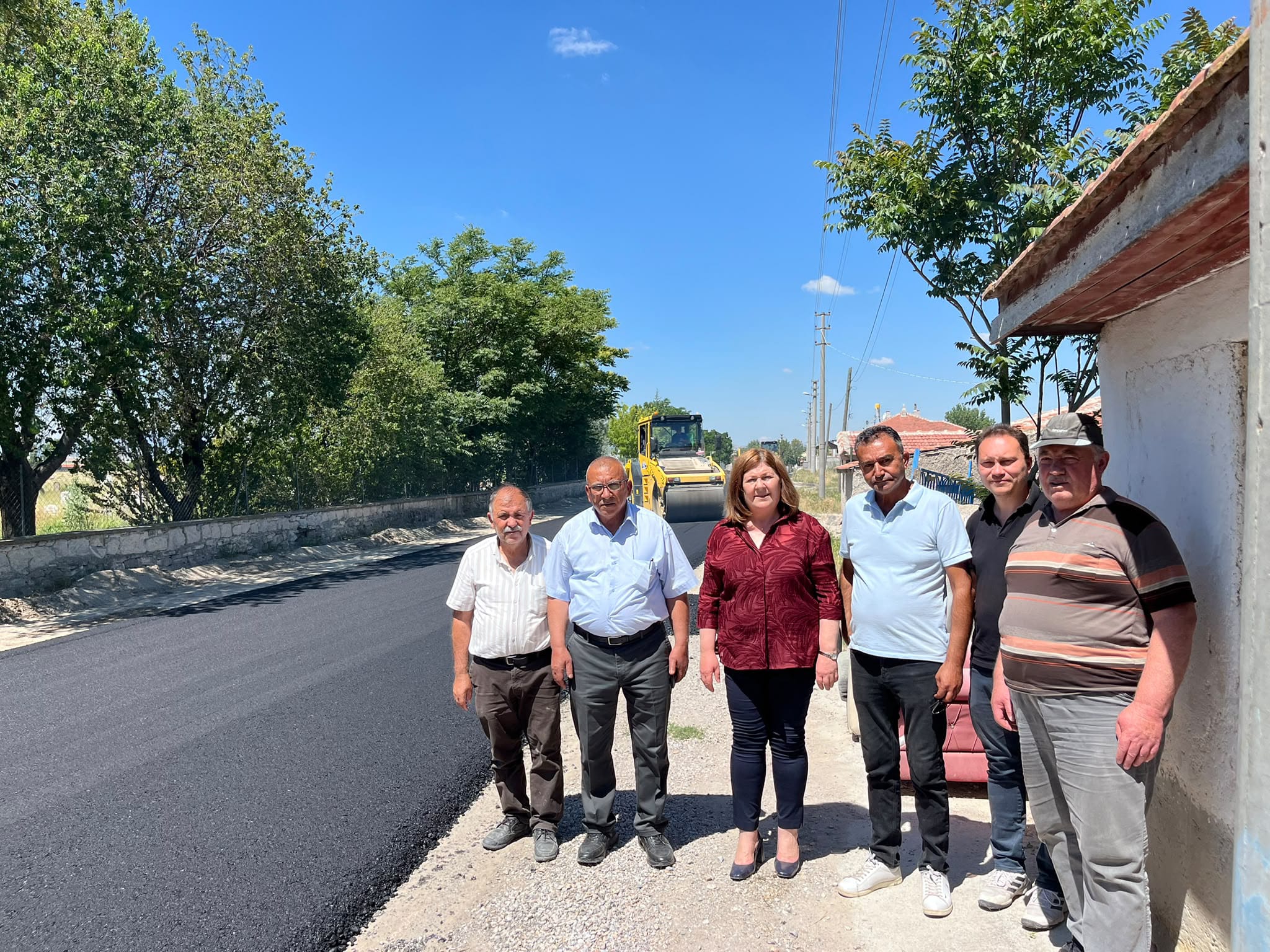 MAHMUDİYE VE ÇİFTELER’DE YOL ÇALIŞMALARI TAMAMLANDI  - ÇİFTELER  (7)