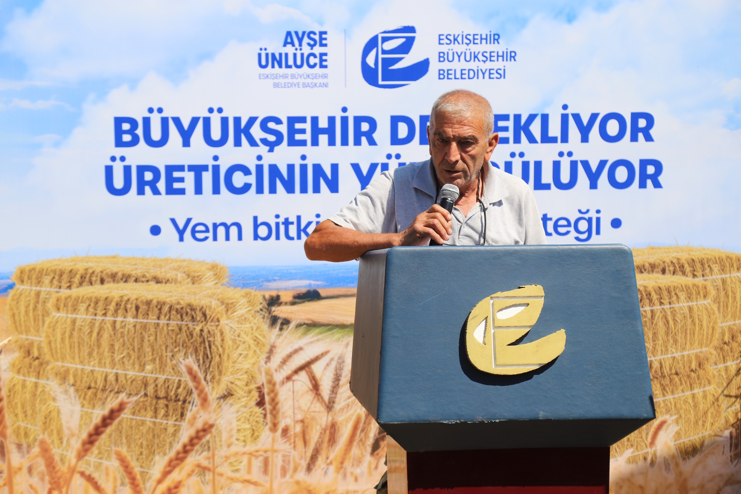 BÜYÜKŞEHİRDEN ÜRETİCİYE YEM BİTKİSİ BALYASI DESTEĞİ   (4)