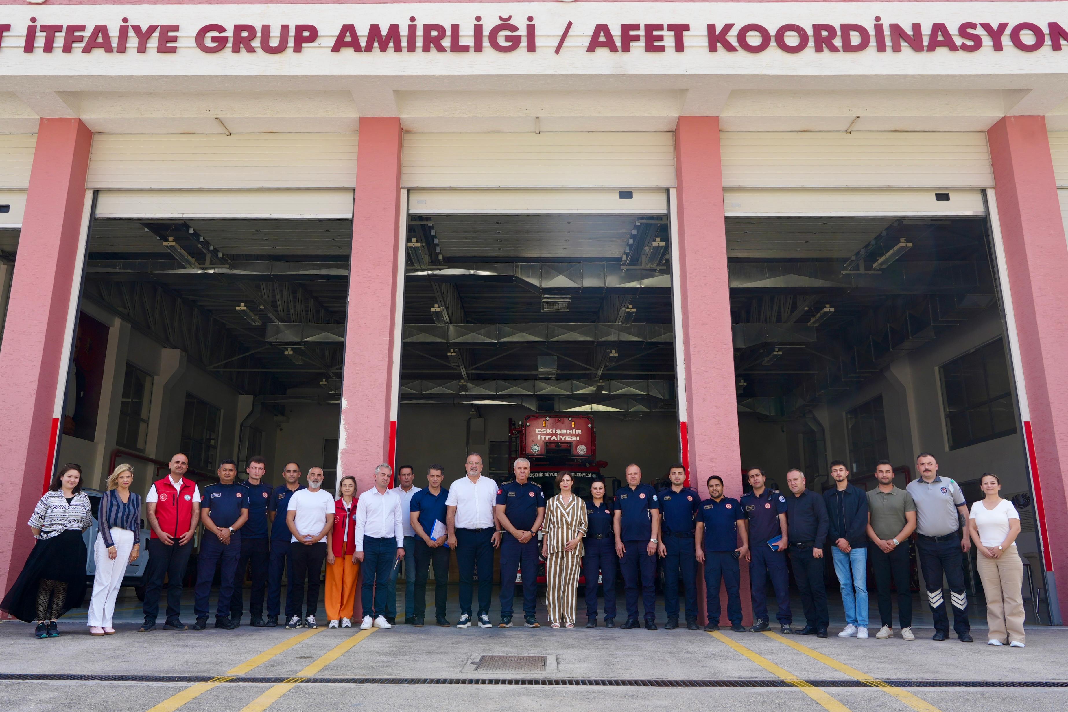 “KÜÇÜK BİR İHMAL BÜYÜK FELAKETLERE YOL AÇABİLİR”  (7)