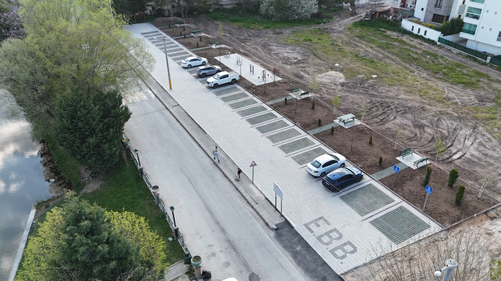 BÜYÜKŞEHİR AÇIK OTOPARK SAYISINI ARTIRIYOR (4) BÜYÜKŞEHİR AÇIK OTOPARK SAYISINI ARTIRIYOR (4)