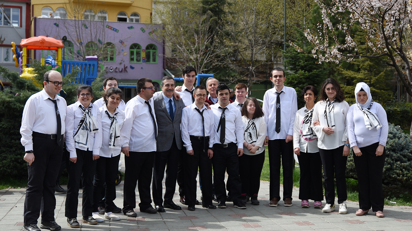TPB_9176 TPB_9176