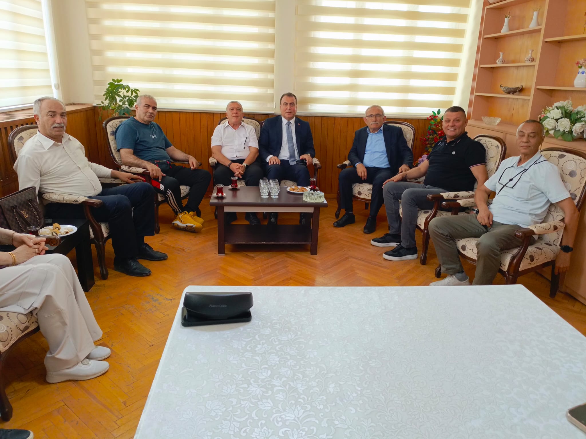 Eskişehir Demirspor’da Olağanüstü Genel Kurul Gerçekleştirildi (1)
