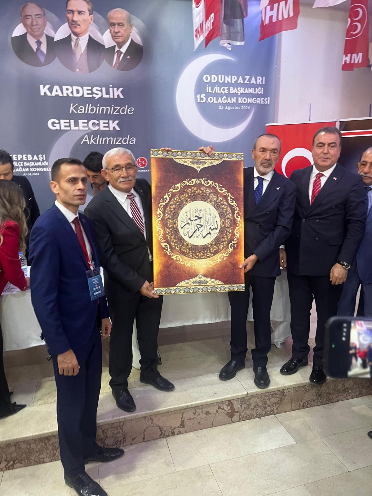 MHP Odunpazarı’nda Mustafa Ünal Güven Tazeledi (3) MHP Odunpazarı’nda Mustafa Ünal Güven Tazeledi (3)