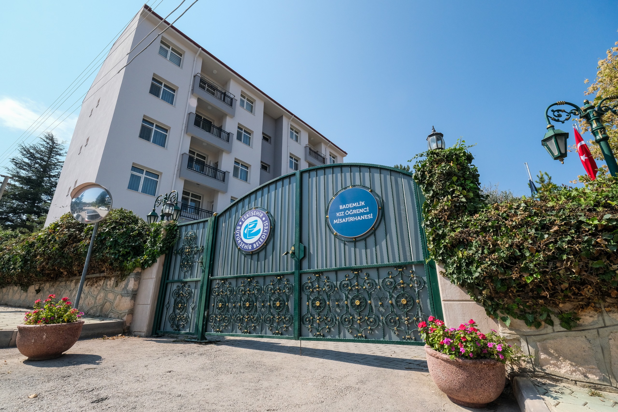 Bademlik Kız Öğrenci Misafirhanesi Başvuruları Başlıyor (1)