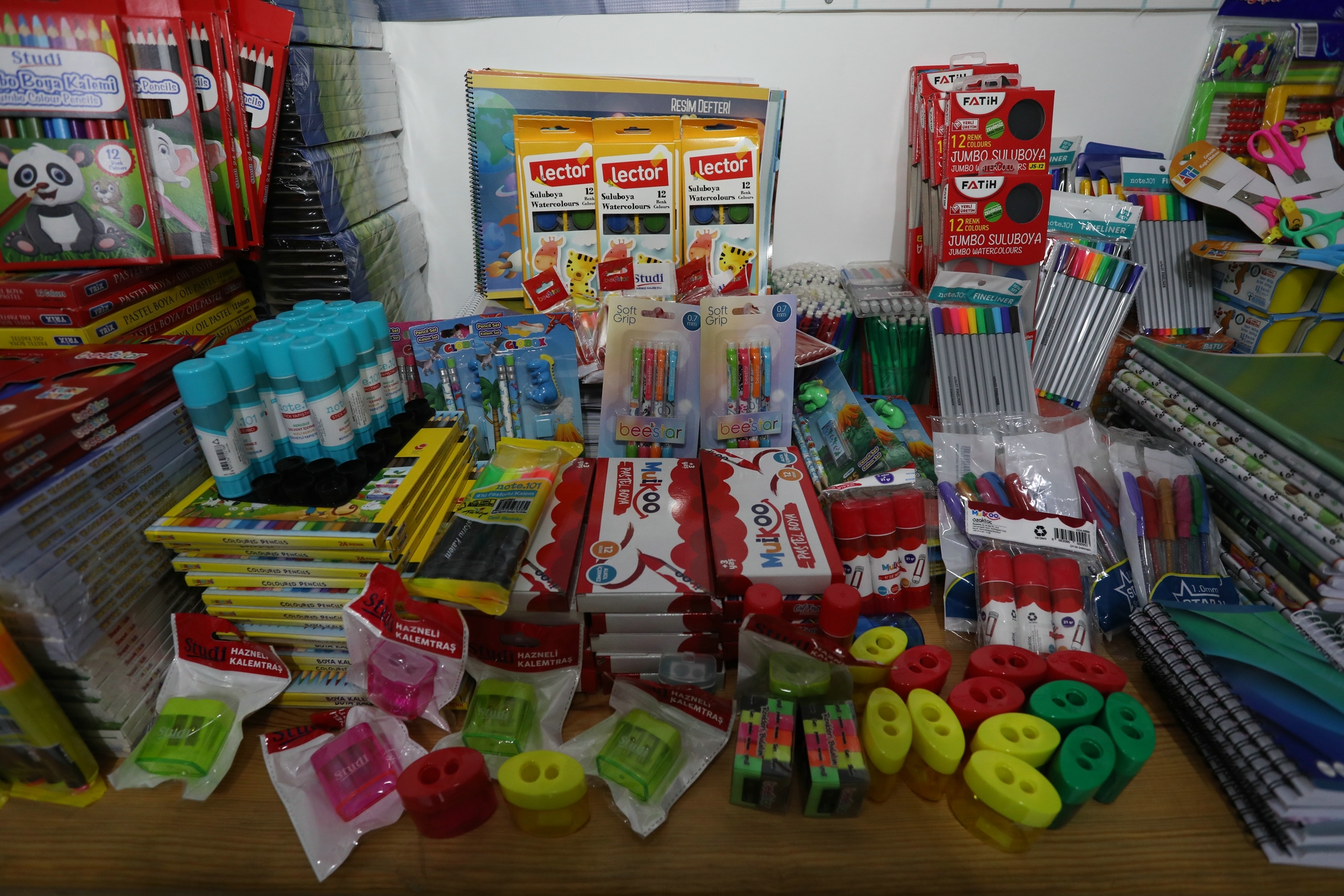 Halk Market’ten Öğrencilere Kırtasiye Destek Kampanyası (2)