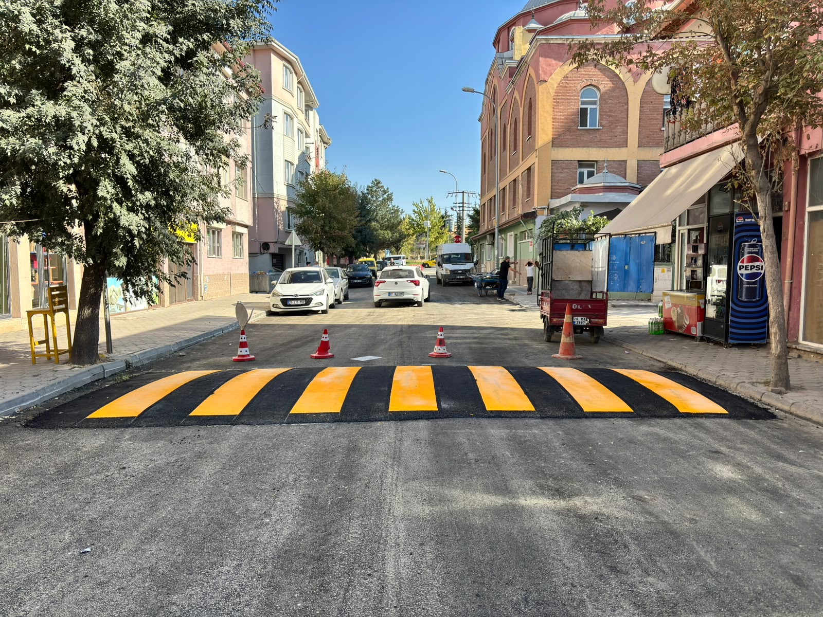 Bülent Ecevit Bulvarı’nda Yol Çizgileri Yenilendi (2)