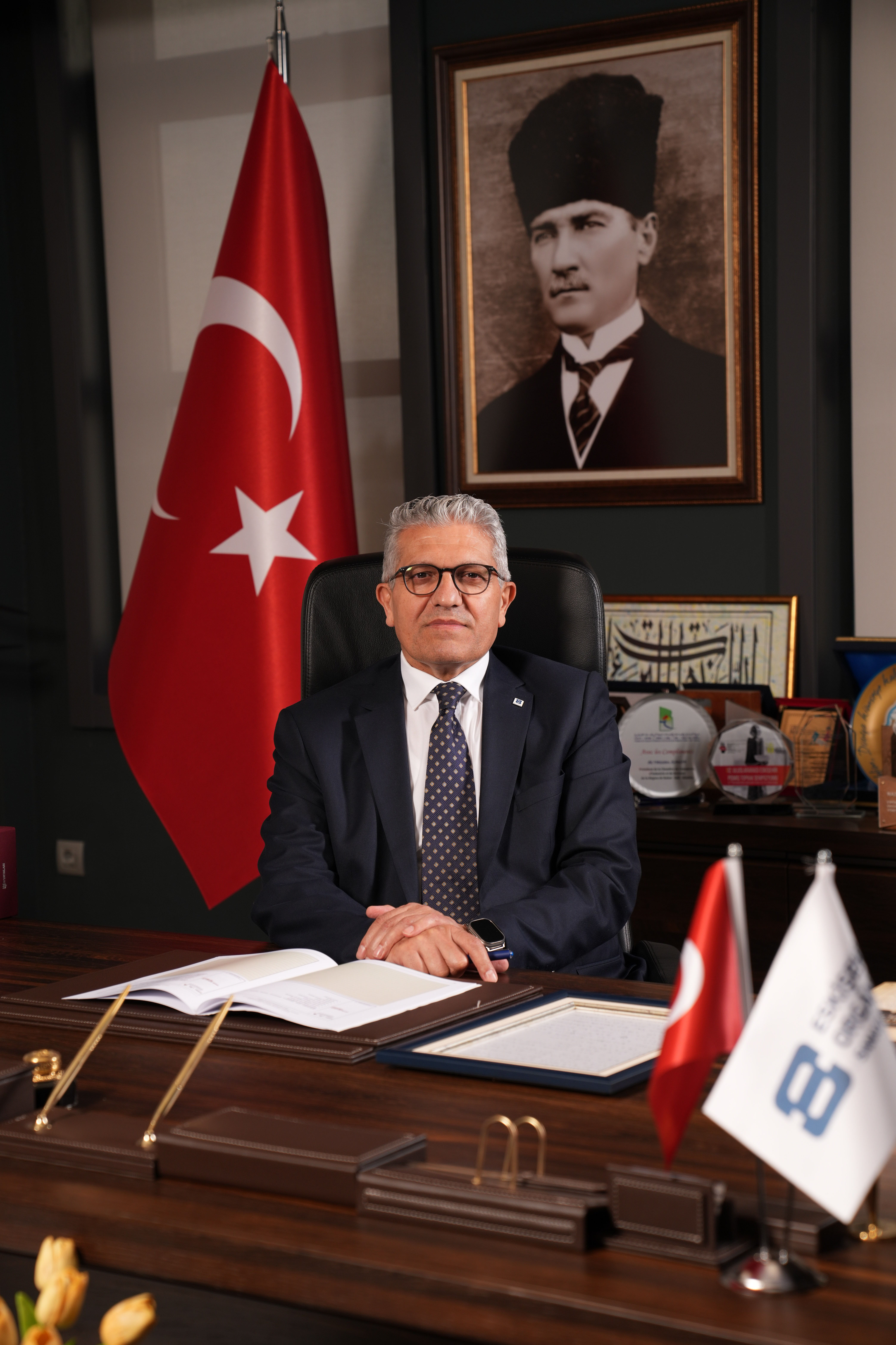 Nadir Küpeli’den 30 Ağustos Zafer Bayramı ve Kurtuluş Mesajı Nadir Küpeli’den 30 Ağustos Zafer Bayramı ve Kurtuluş Mesajı