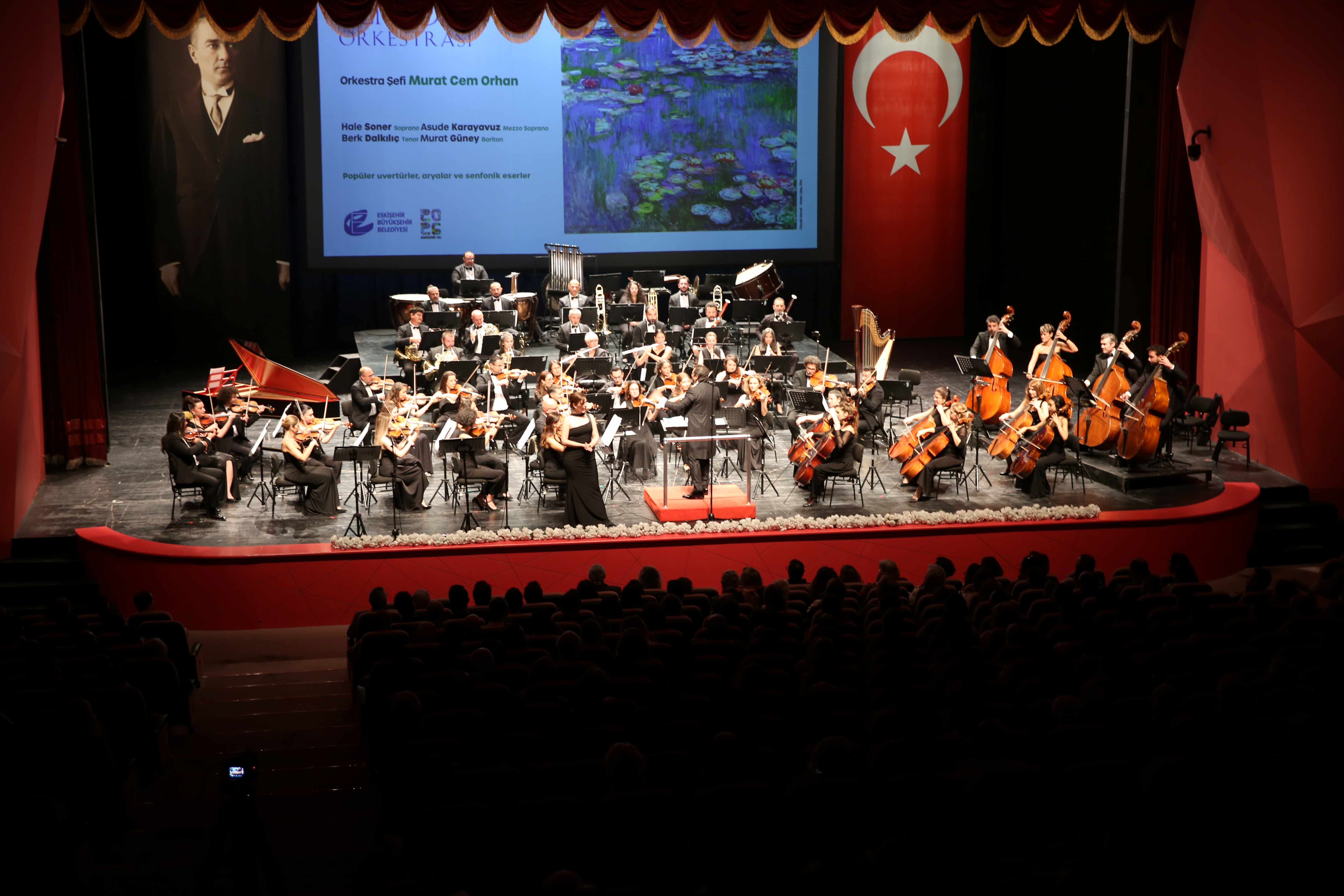 Eskişehir Büyükşehir Belediyesi Senfoni Orkestrası Açtı (2)