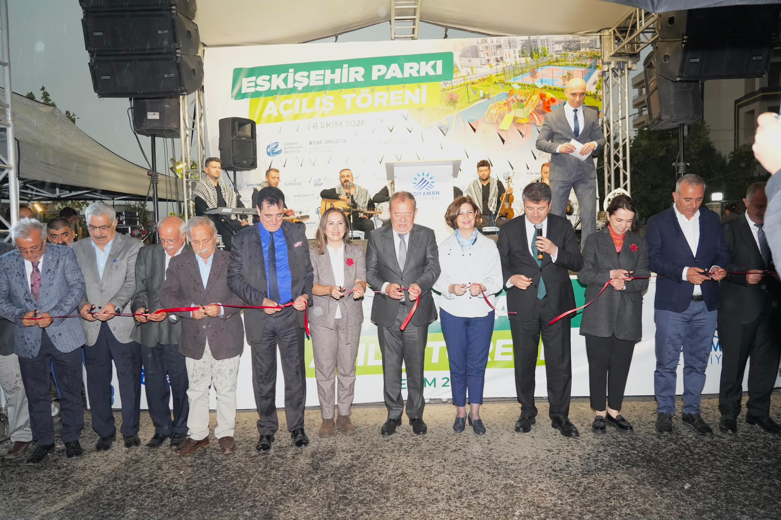 Eskişehir’in Dostluk Eli Adıyaman’da Eskişehir Park Açıldı (1) Eskişehir’in Dostluk Eli Adıyaman’da Eskişehir Park Açıldı (1)