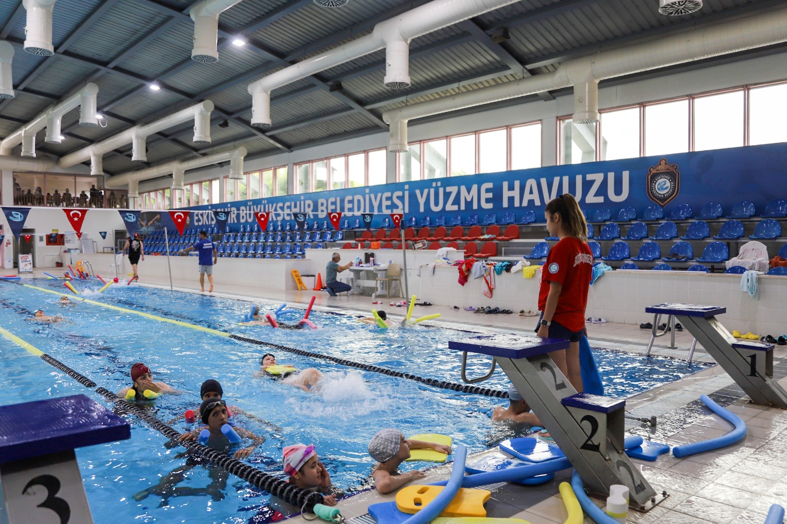 BÜYÜKŞEHİRDEN YÜZME ÖĞRENMEK İSTEYENLERE FIRSAT (1)