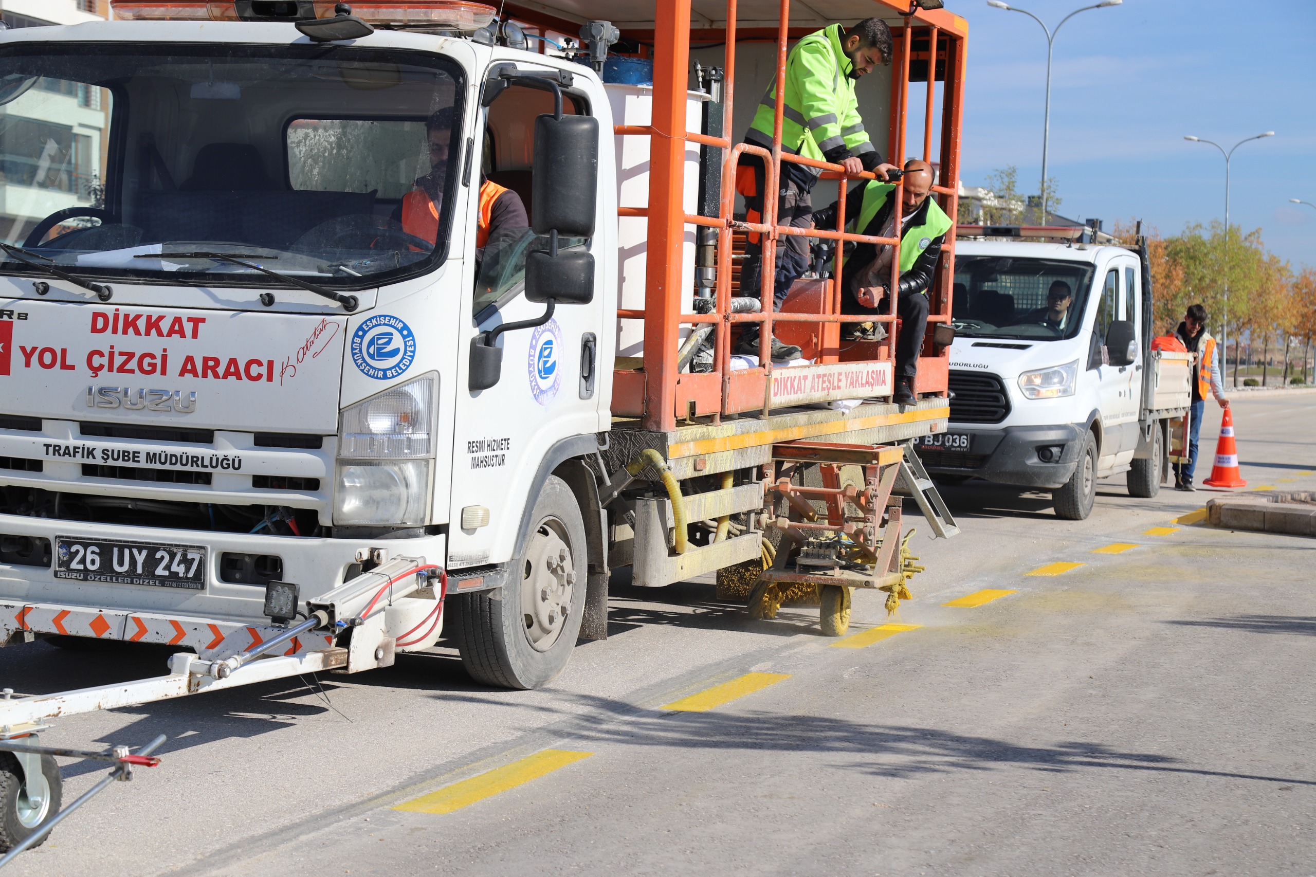 Eskişehir Büyükşehir Belediyesinden Ulaşımda Güvenli ve Düzenli Park Hamlesi (3) Eskişehir Büyükşehir Belediyesinden Ulaşımda Güvenli ve Düzenli Park Hamlesi (3)