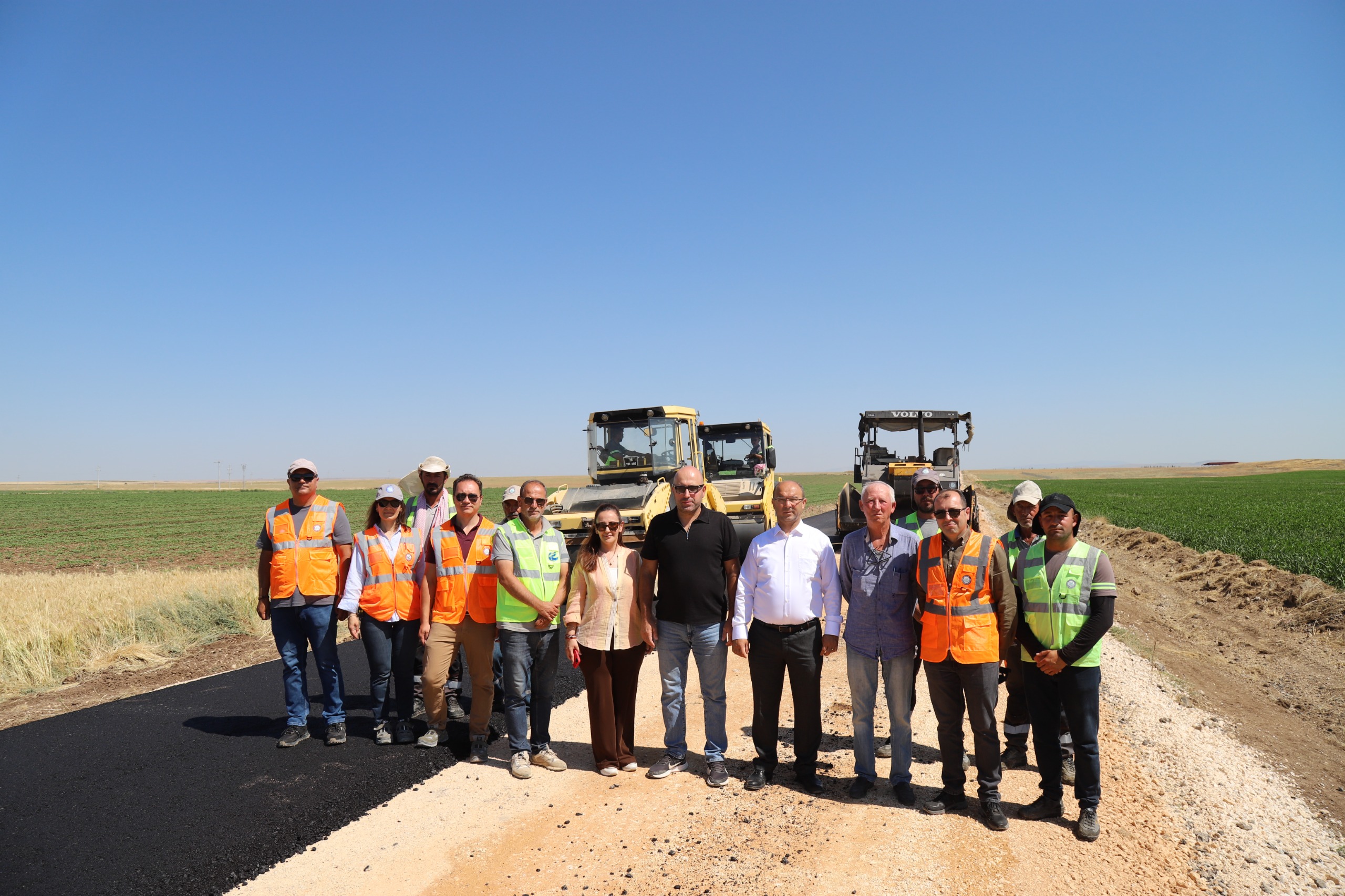 Seyitgazi'nde 5 Kilometrelik Yol Yenileme Çalışması Sürüyor