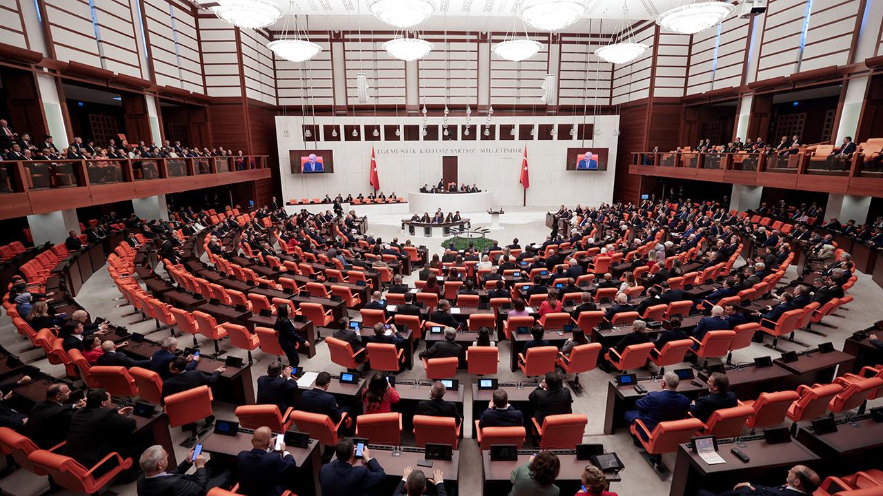 TBMM'nin Yeni Haftadaki Gündeminde Emekli Maaşı ve Yargı Paketi Var