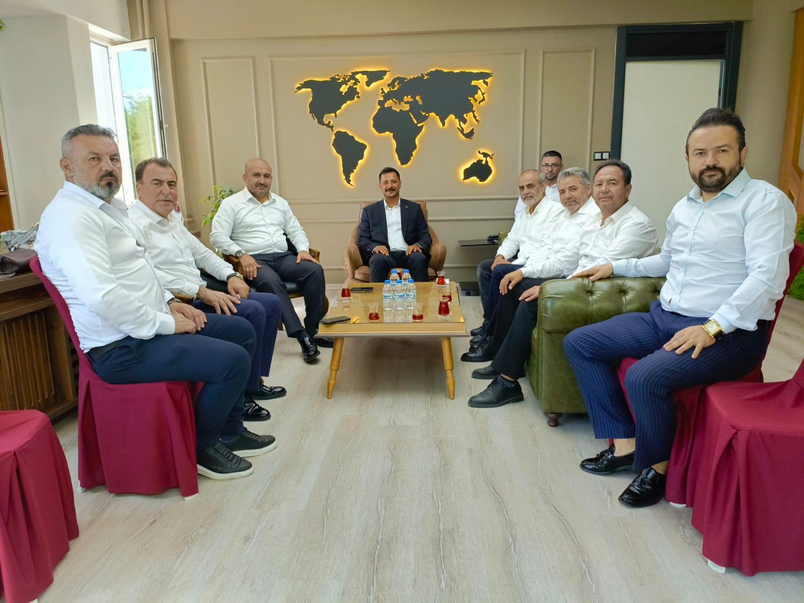 Bilgesoy'a Cumhur İttifakı'ndan anlamlı ziyaret