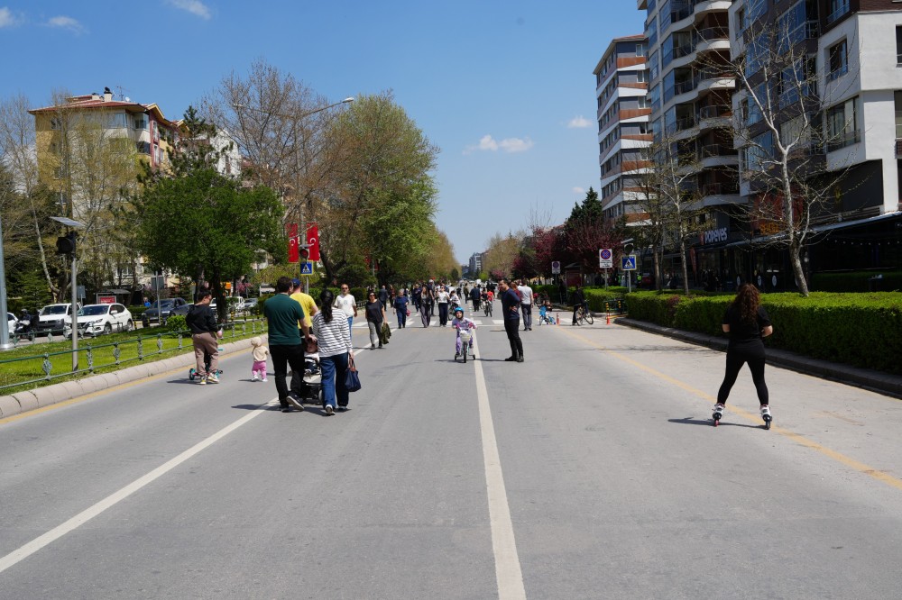 Büyükşehir’den Sürücülere Duyuru: Yarın Bu Güzergâh 6 Saat Boyunca Araçlara Kapalı