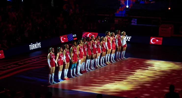 Milletler Ligi'nde Şampiyon Türkiye!