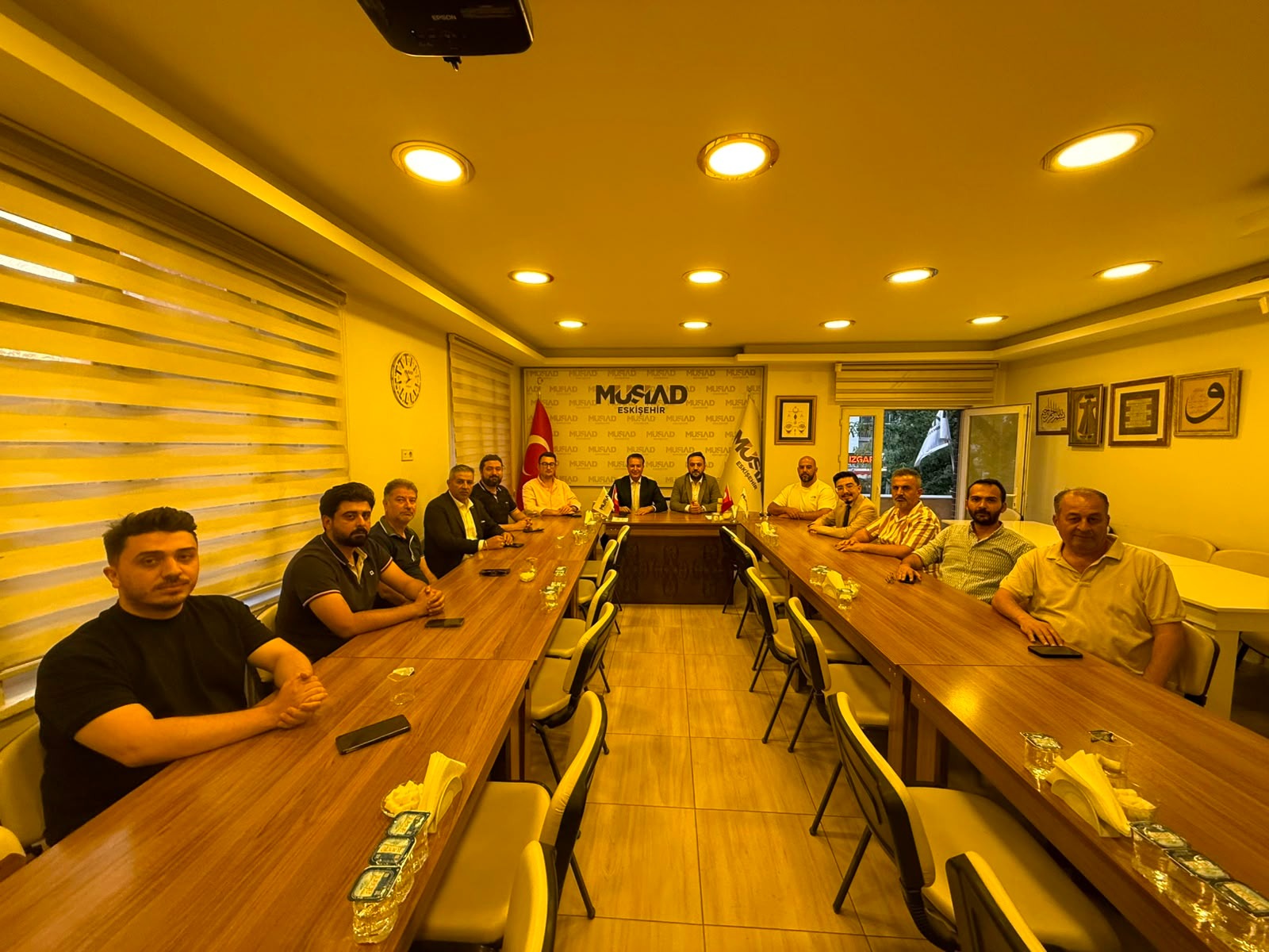 Belçika ile Eskişehir Arasında Ticari Köprü: Başkan Emir Kır MÜSİAD’da