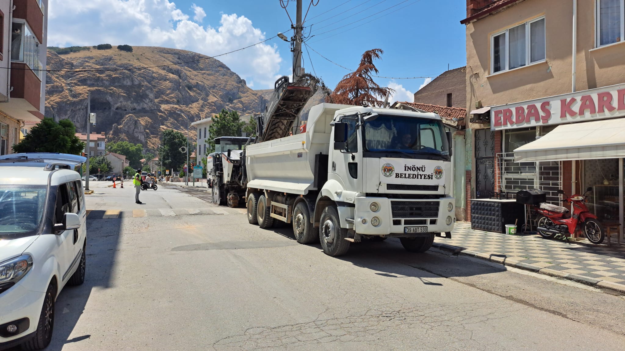 İnönü’de Ulaşım Altyapısına Güçlü Destek Sağlanıyor