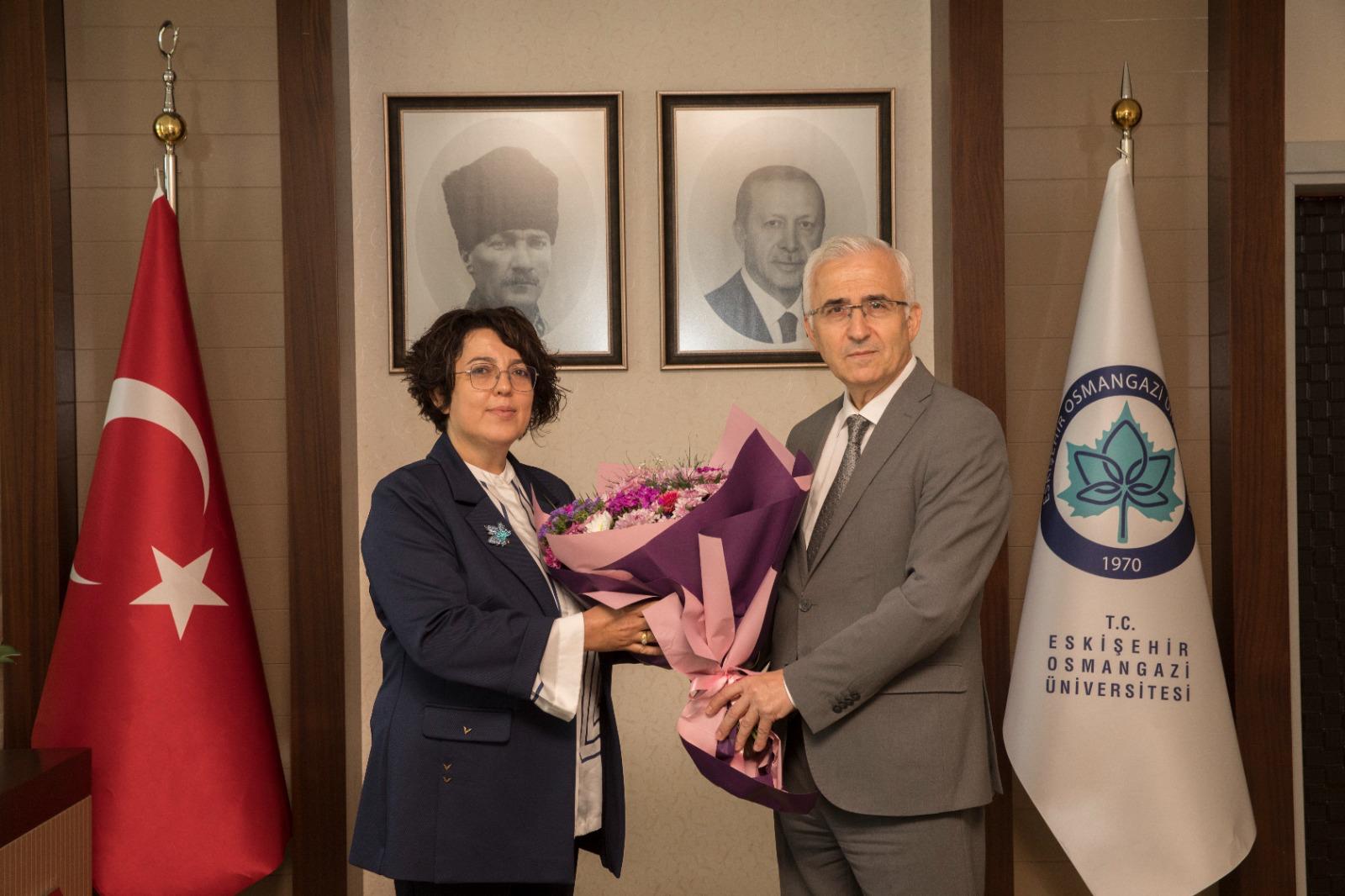 ESOGÜ’de Yeni Dönem: Rektör Prof. Dr. Emine Gümüşsoy Görevine Başladı