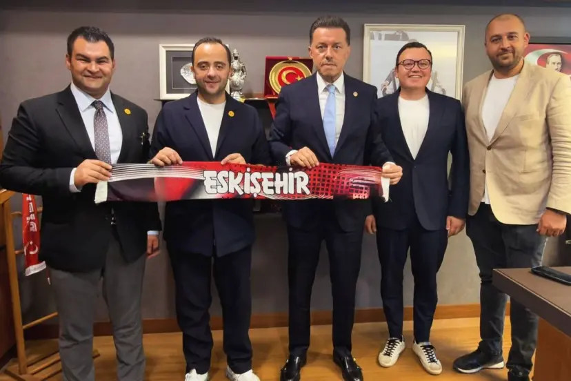 Europen Es-Es’in sırt sponsoru oluyor!