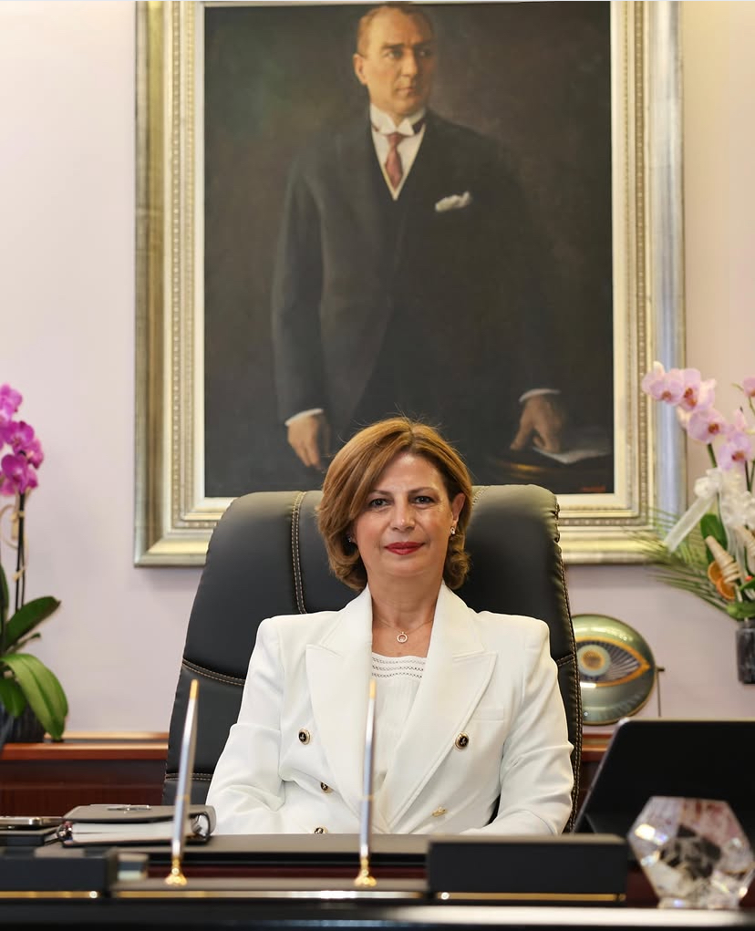 Ayşe Ünlüce CHP’den İstifa Etti