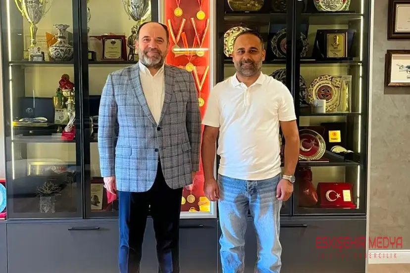 Anadolu Üniversitesi Genel Sekreteri Ecevit Öksüz'den Yıldırım'a Ziyaret