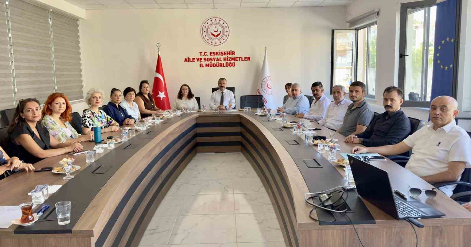 Acil durumlar sonrasında sunulacak psikososyal destek hizmetleri değerlendirildi