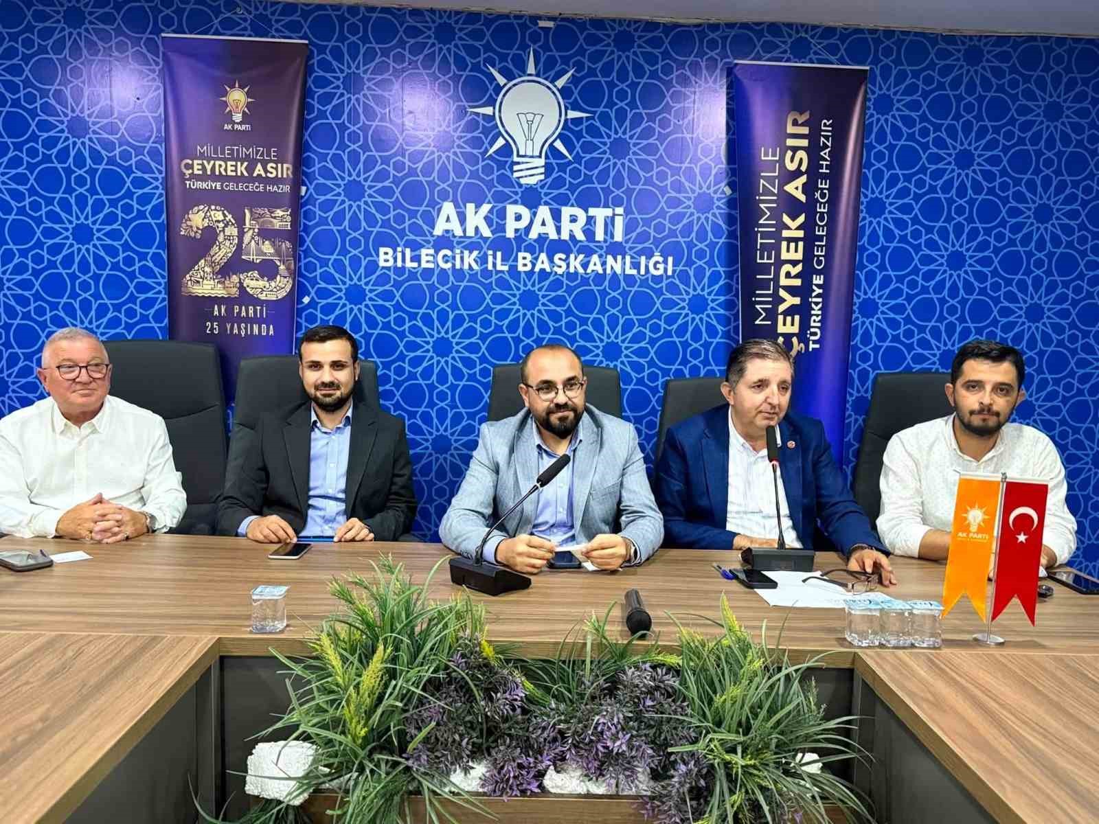 AK Parti Bilecik’te İlçe Danışma Toplantısı gerçekleştirildi