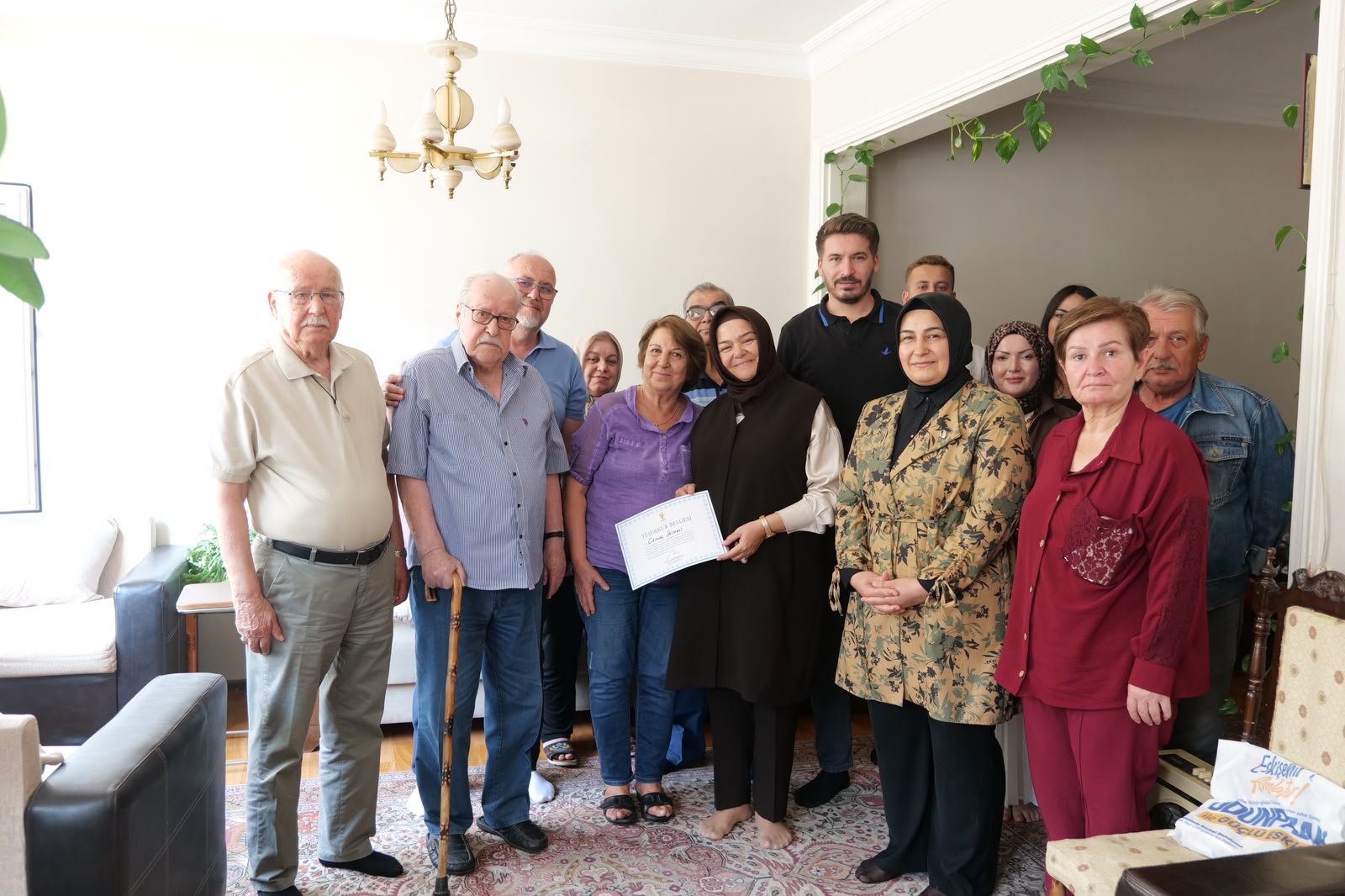 AK Parti Eskişehir Teşkilatından Vişnelik Mahallesi'nde Ev Ziyaretleri