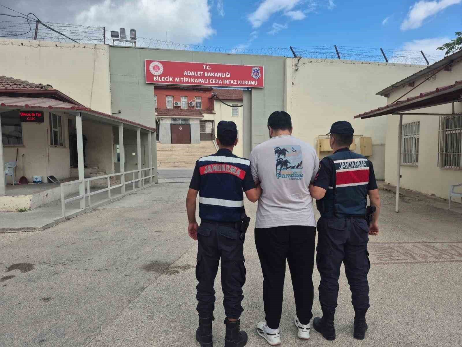 Bilecik’te uyuşturucu suçundan aranan şahıs yakalandı