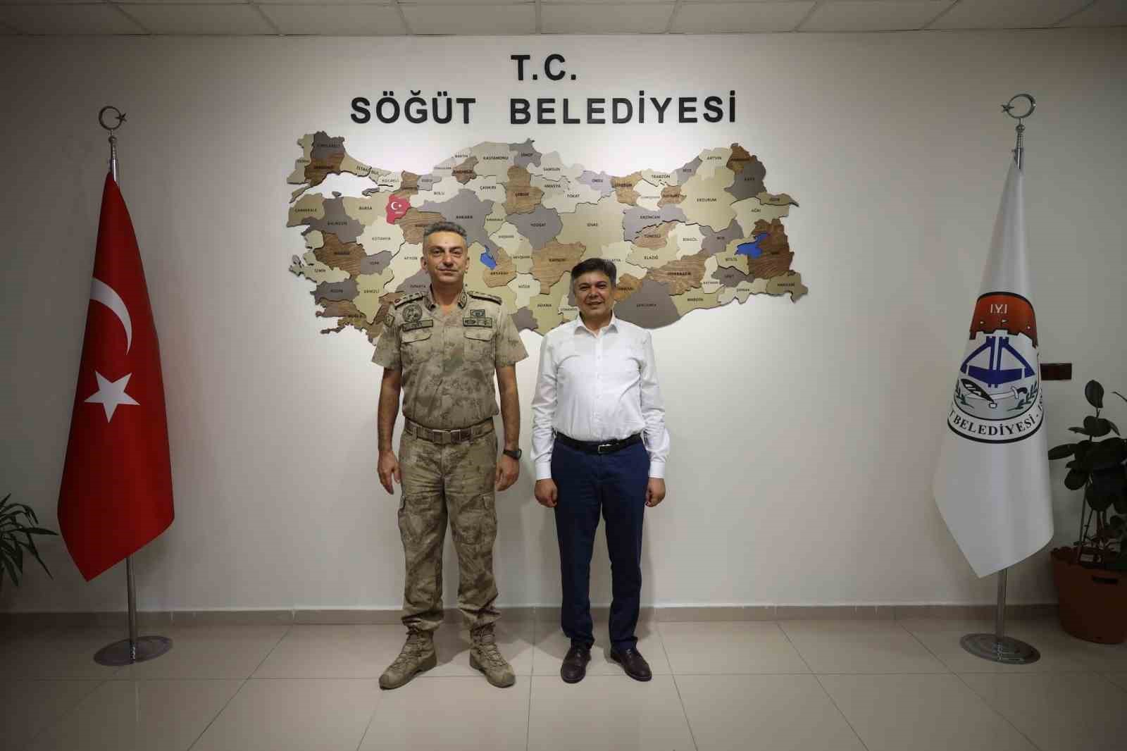 Albay Talha Övet ilçeye veda ediyor
