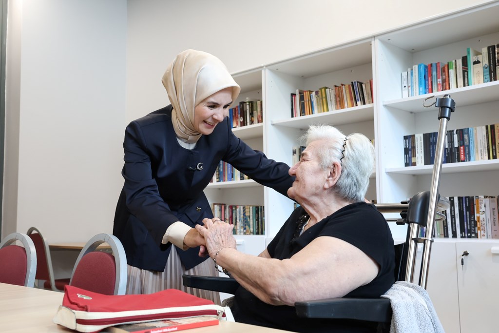 Eylül Ayı Yaşlı ve Engelli Aylıkları Ödenmeye Başlandı