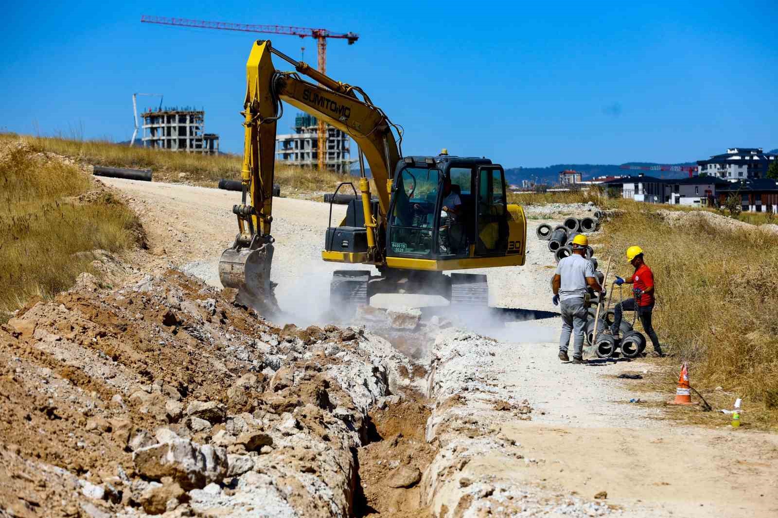 Uşak’ta altyapı çalışmaları sürüyor