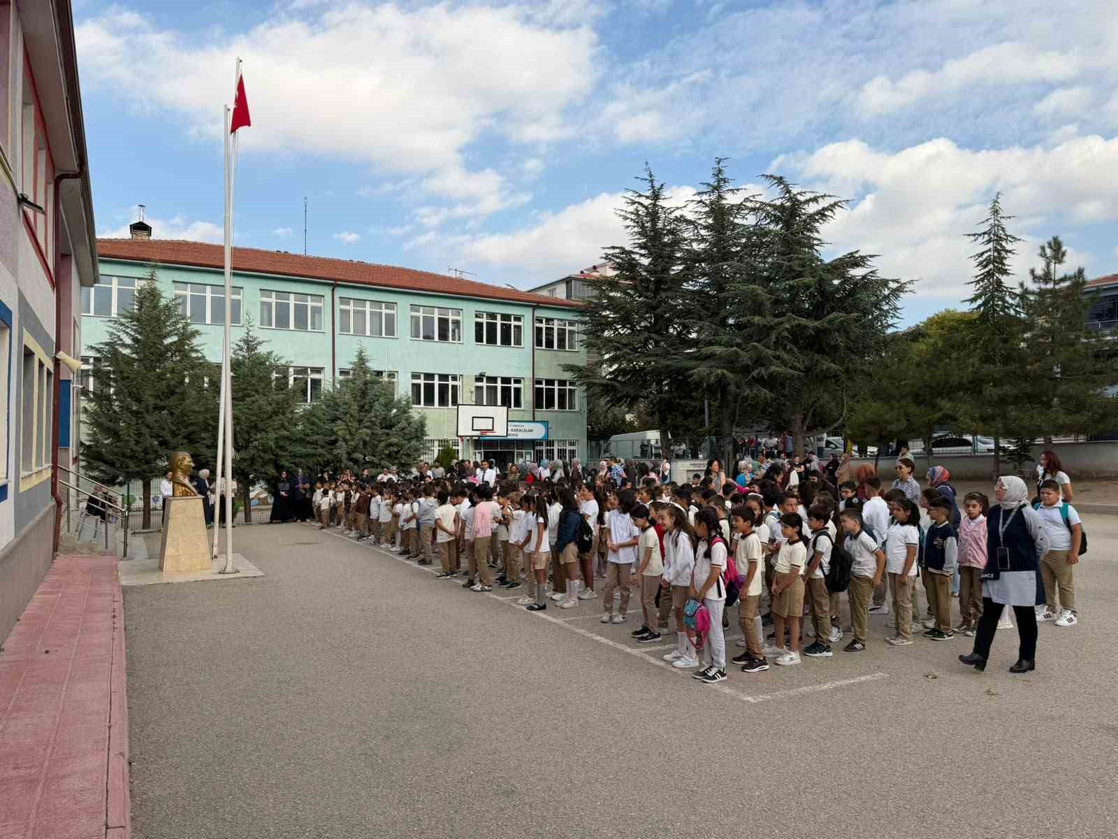 Sivrihisar’da yeni eğitim yılı heyecanı