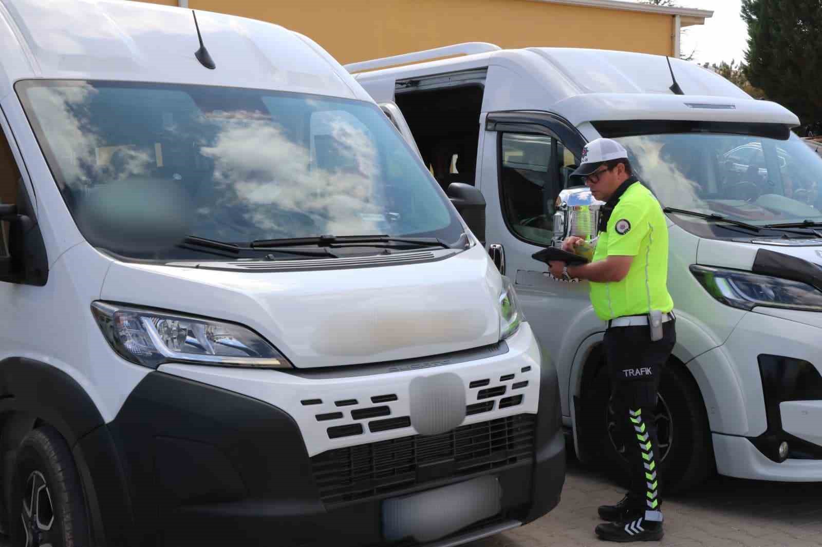 Eskişehir’de yeni eğitim öğretim yılının başlamasıyla okul servisleri denetlendi