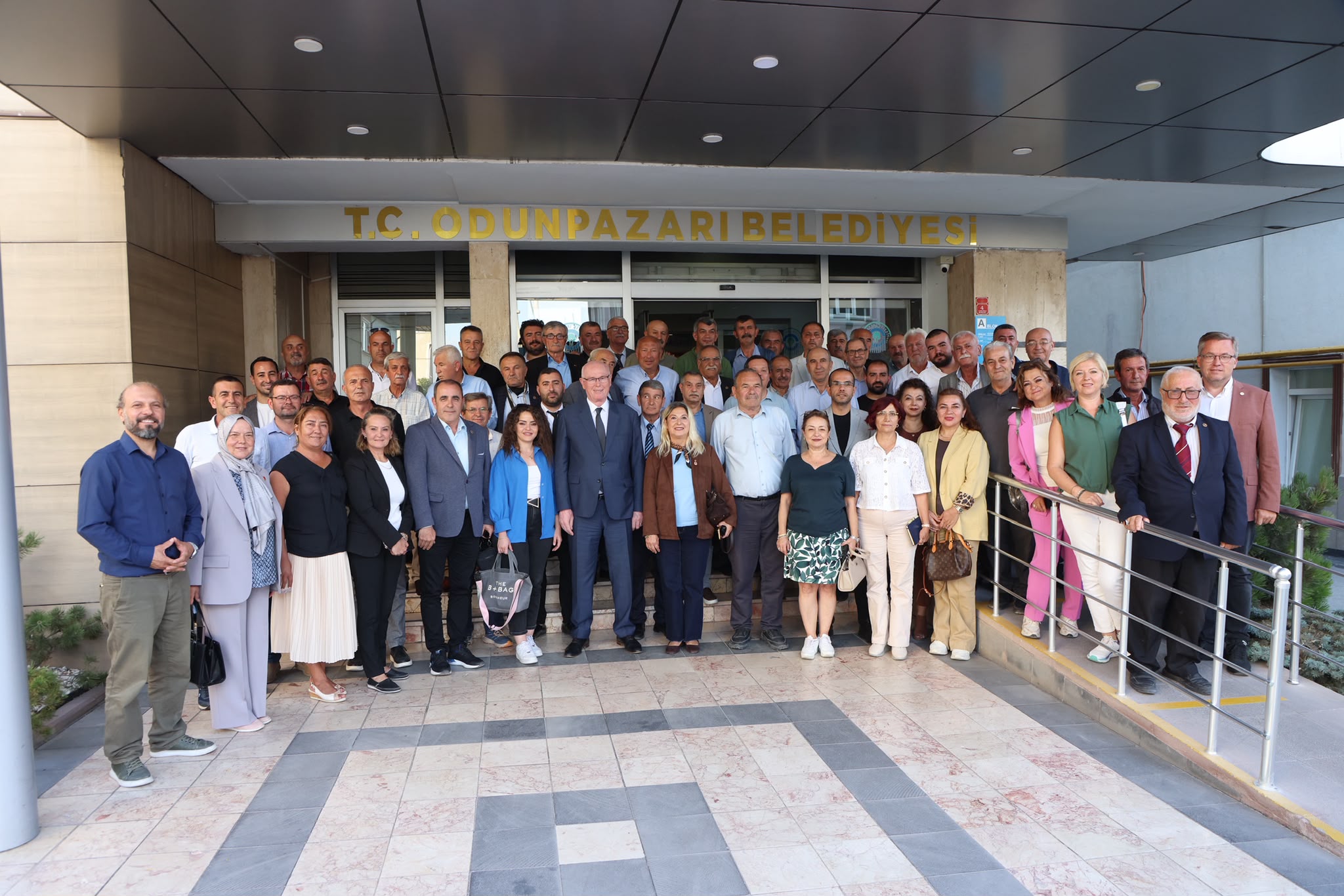 Başkan Kurt Odunpazarı Muhtarlarıyla Bir Araya Geldi
