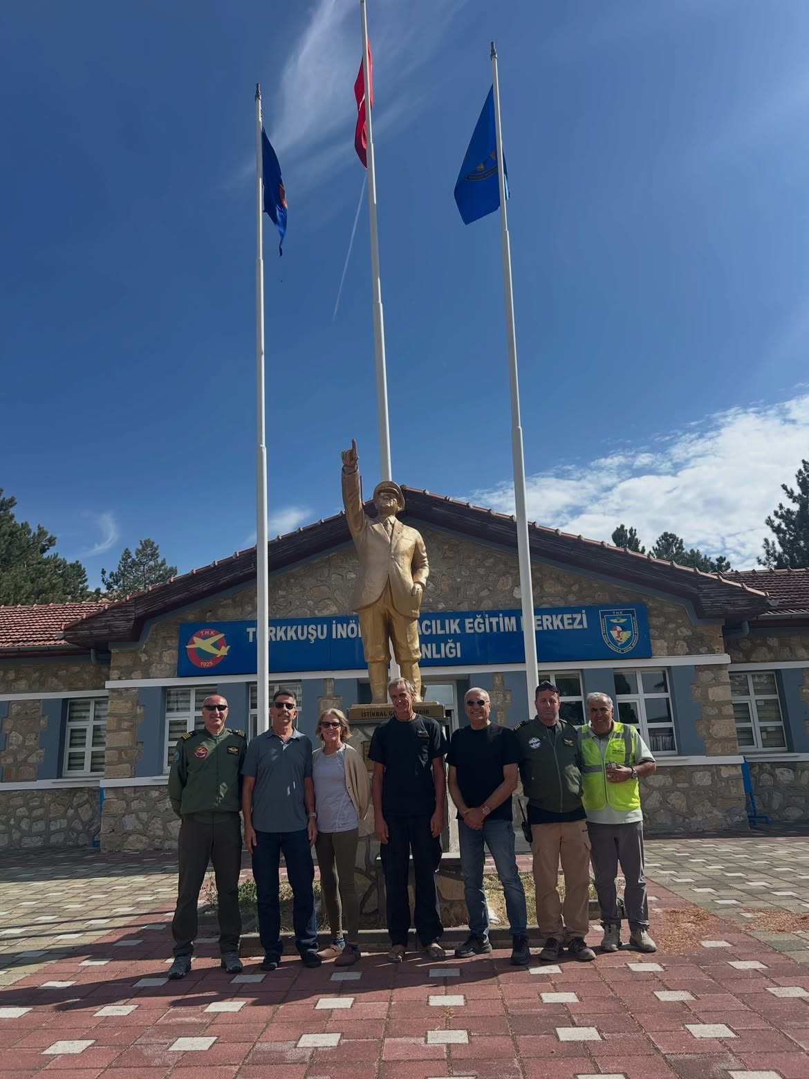 Türk havacılığının öncüsü Vecihi Hürkuş’un torunundan anlamlı ziyaret