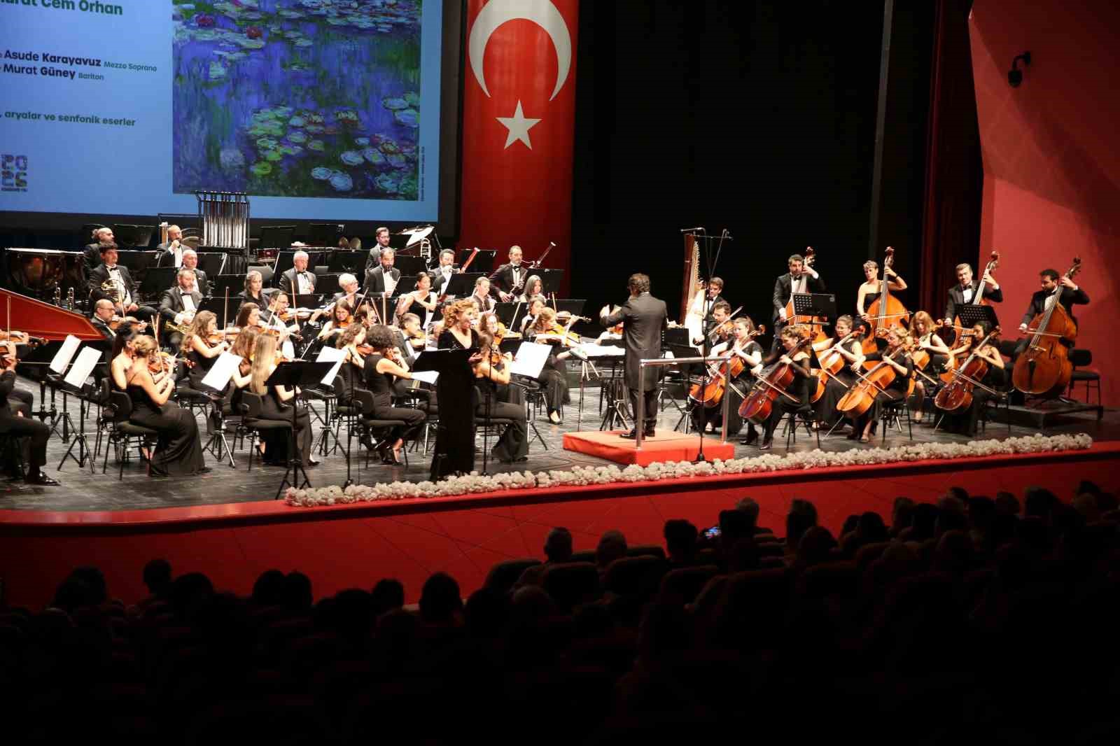 Eskişehir Büyükşehir Belediyesi Senfoni Orkestrası yeni sezonu opera ve operet eserleriyle açtı