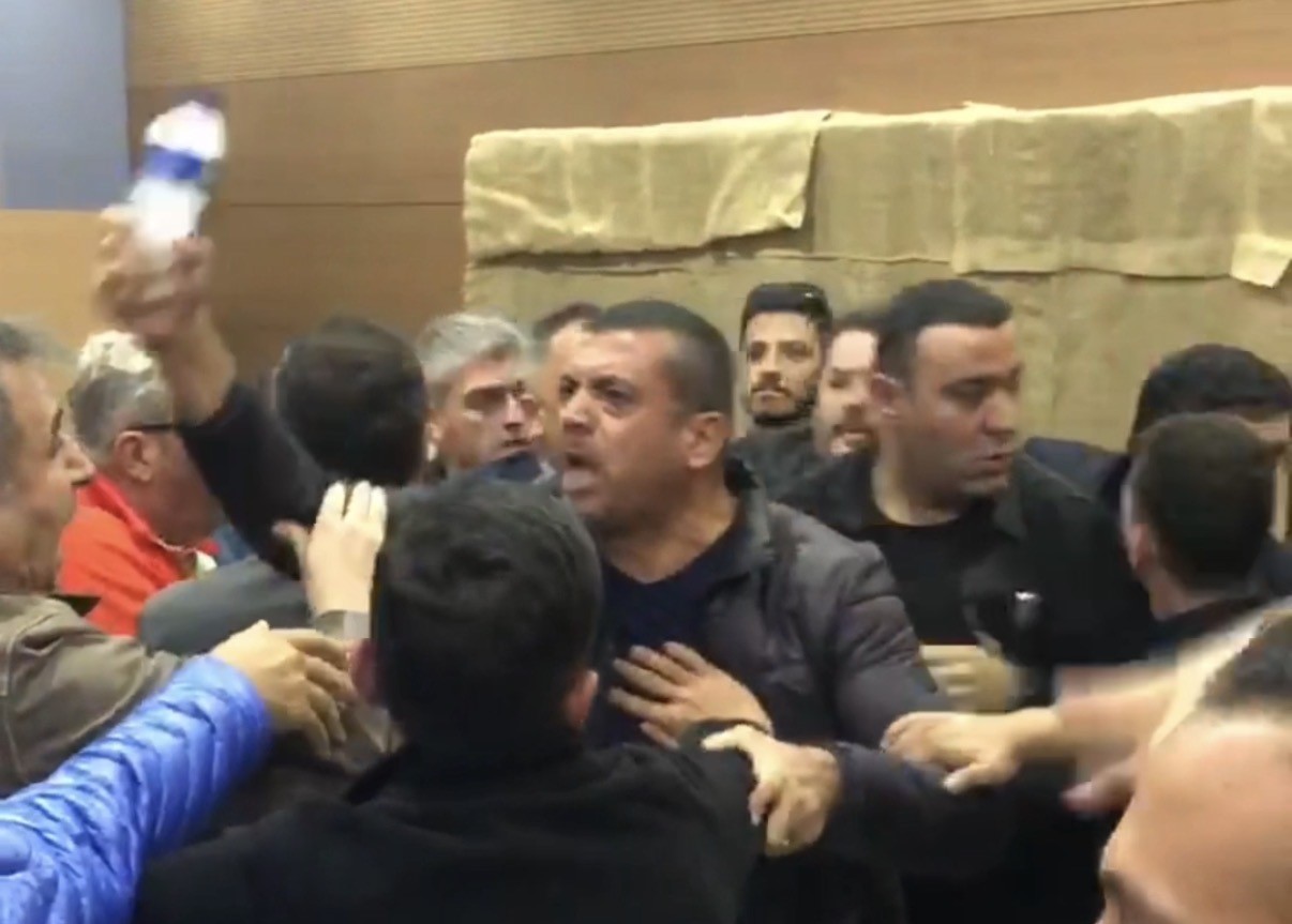 YENİ Parti Odunpazarı ilçe seçiminde gerginlik