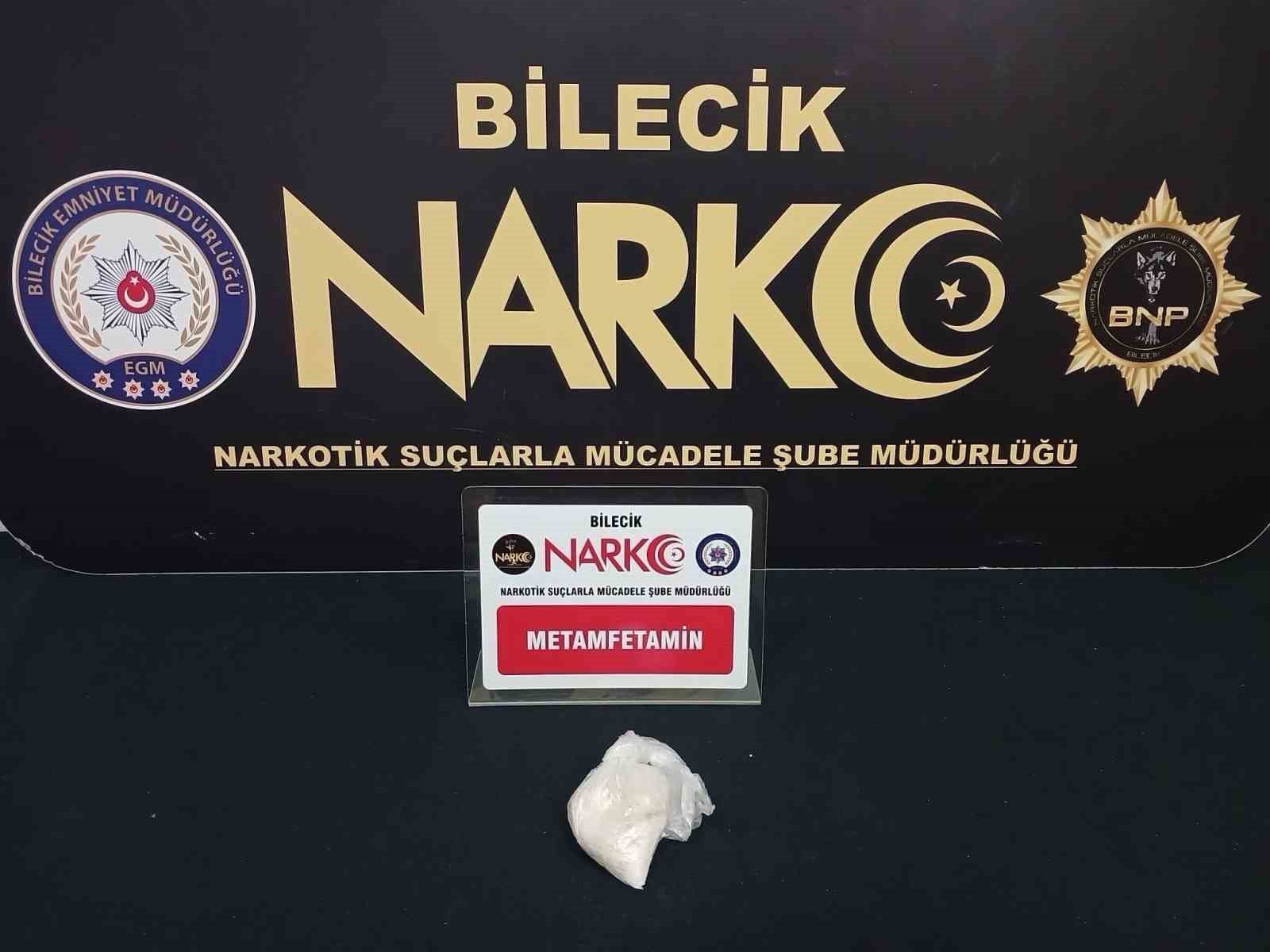 Bilecik’te üzerinde metamfetaminle yakalandı