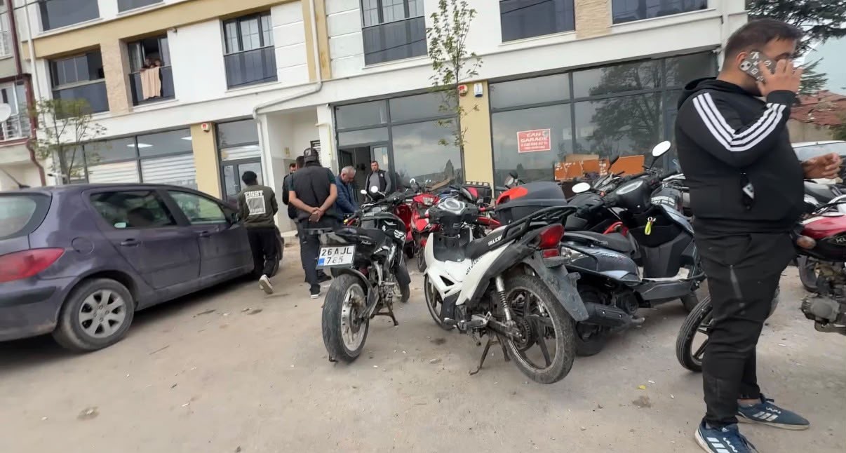 Çalınan motosikletini takip cihazı sayesinde 1 günde buldu