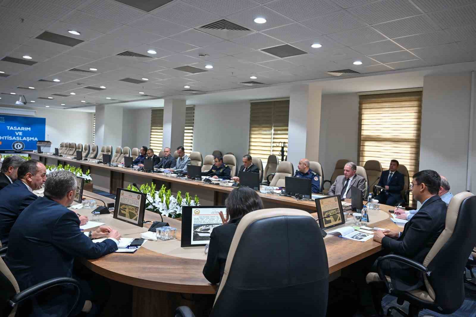 Uşak’ta Üniversite Güvenlik Tedbirleri Toplantısı yapıldı