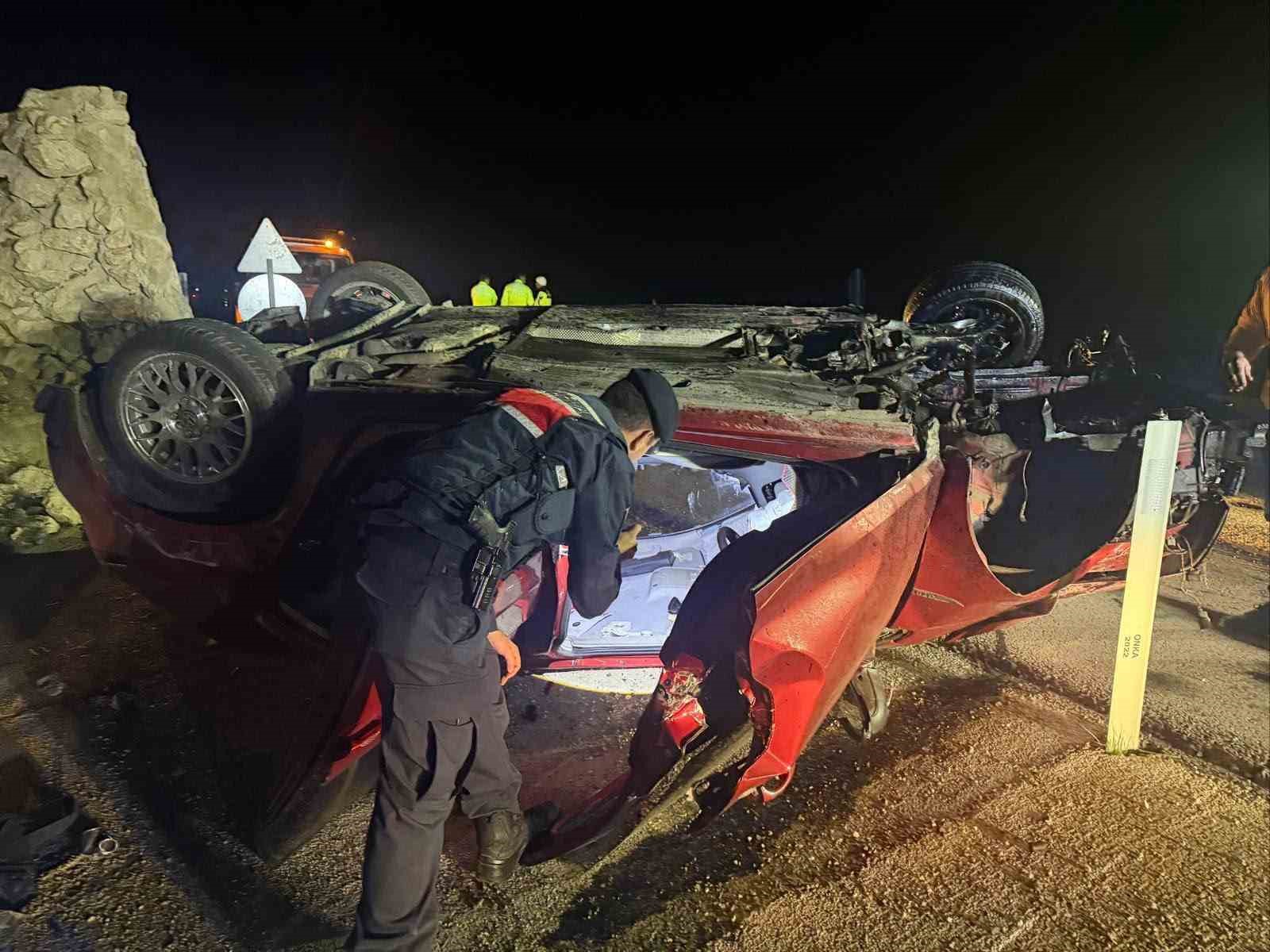 Bilecik’te otomobil takla attı: 3 yaralı