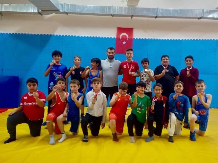 Bilecik’te judo ve güreş heyecanı