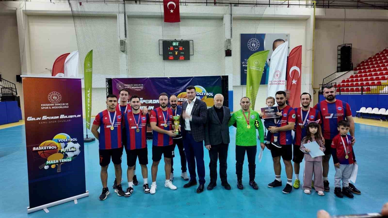 Eskişehir’de Kamu Spor Oyunları Futsal Müsabakaları tamamlandı