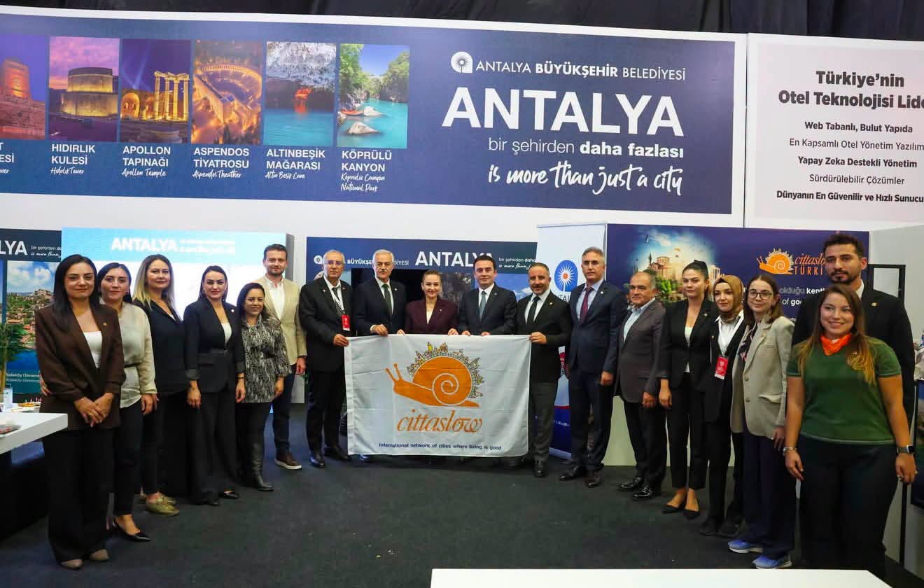Hızlı Dünyada Sakin Şehir Sivrihisar: Başkan Habil Dökmeci Uluslararası Zirvede Konuştu